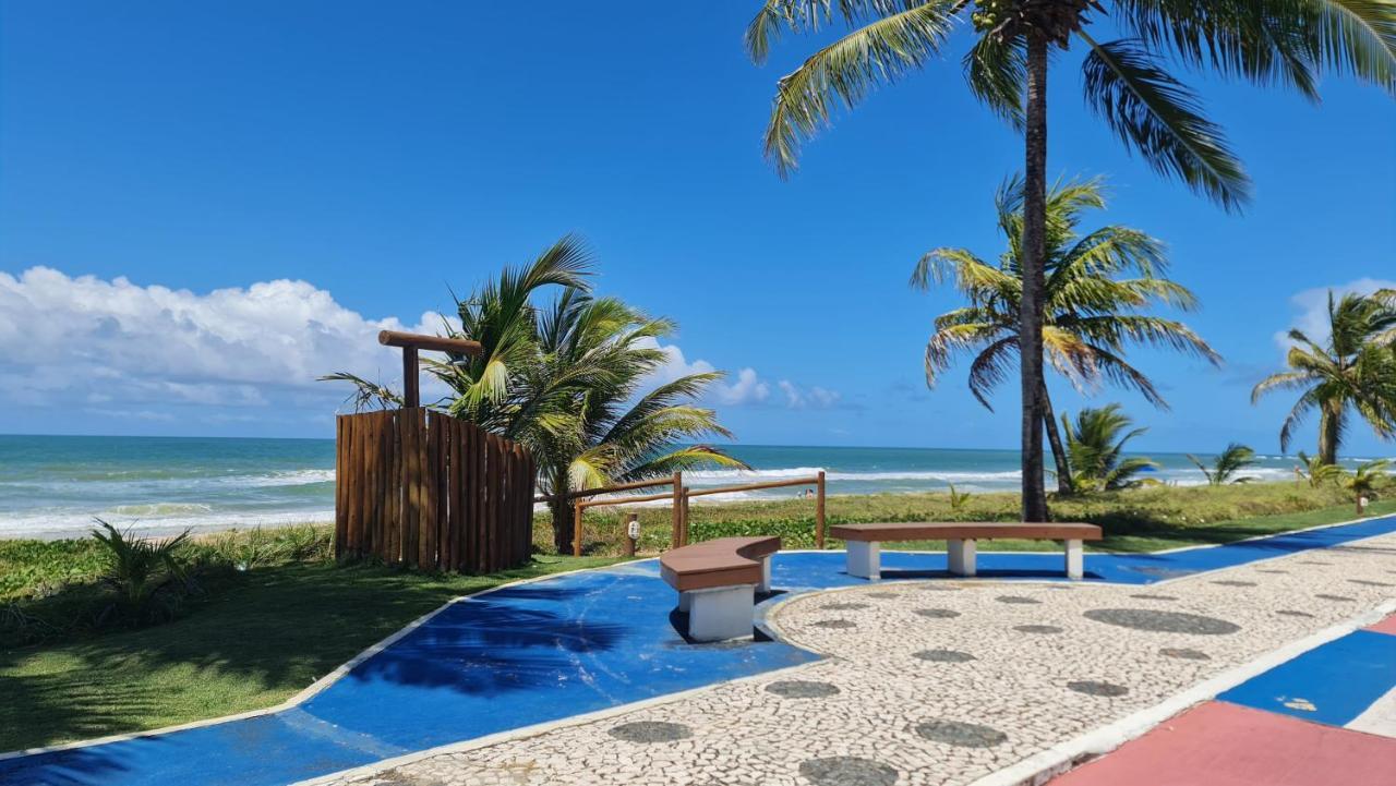 Apartamento Espetacular Na Melhor Praia Da Bahia, Guarajuba E Uma Das Unicas Praias Com Selo Azul Do Brasil -Luxo, Lazer, Diversao E Tranquilidade! Projetado Para Que Voce Tenha A Melhor Experiencia Em Hospedagem - Condominio Tipo Resort, O Mais Proc Camaçari Εξωτερικό φωτογραφία